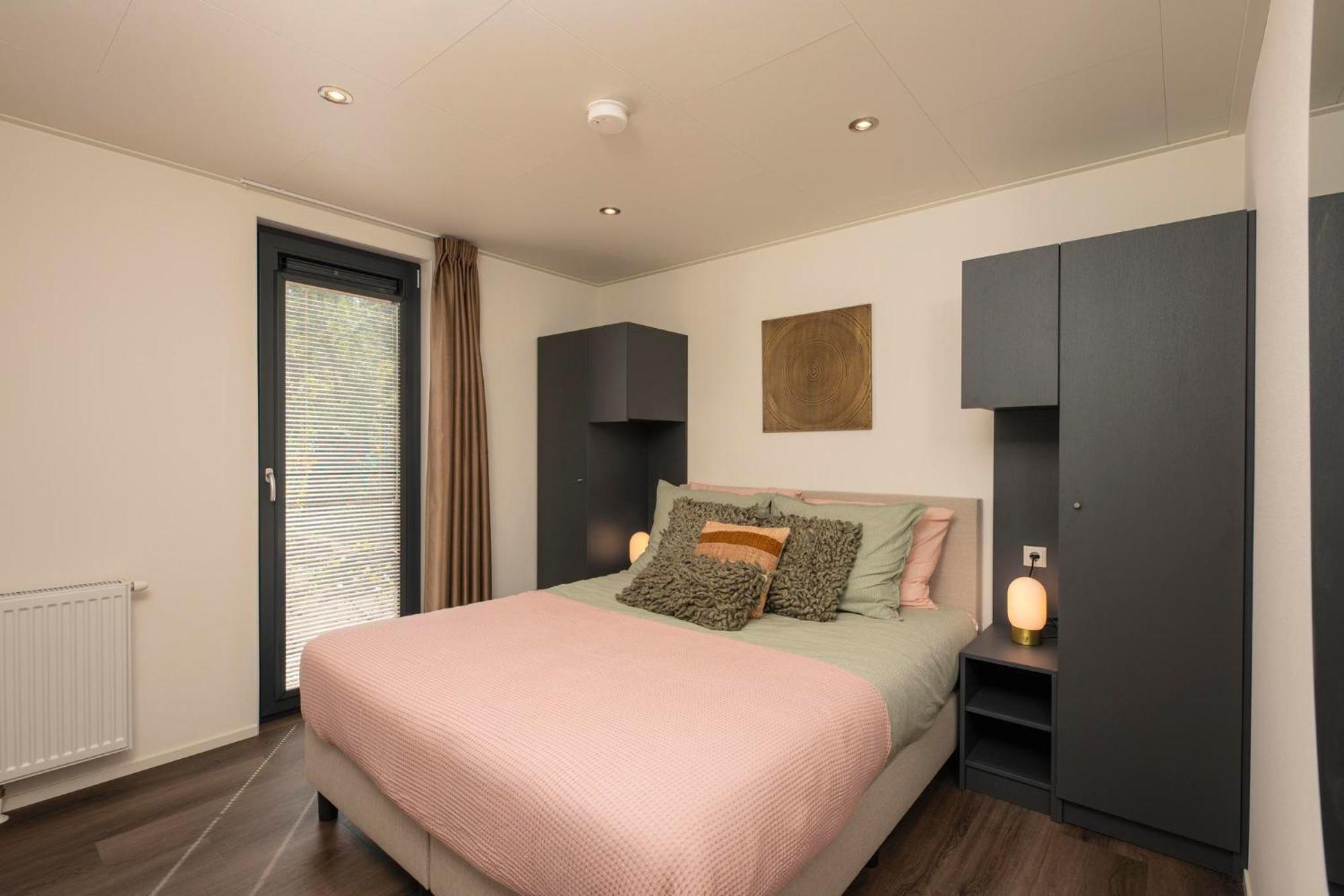 Veluwepark De Bosgraaf | Comfort Met Hottub Lieren Room photo