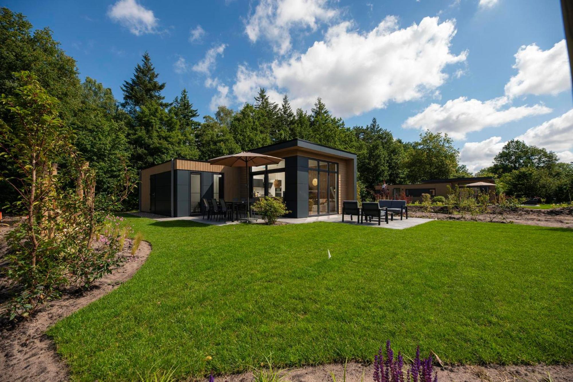 Veluwepark De Bosgraaf | Comfort Met Hottub Lieren Room photo