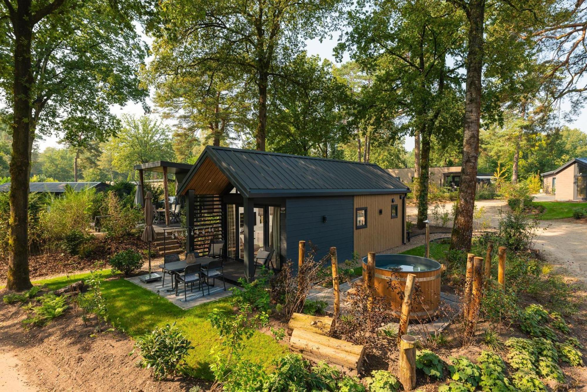 Veluwepark De Bosgraaf | Comfort Met Hottub Lieren Exterior photo